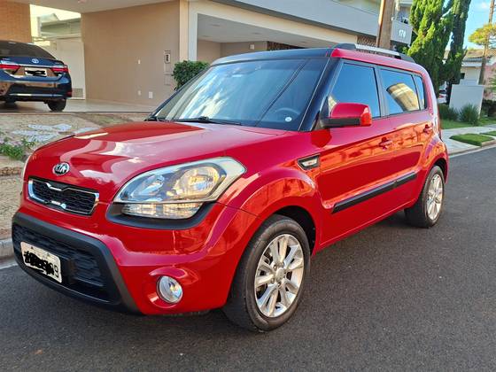 KIA SOUL 1.6 EX 16V FLEX 4P AUTOMÁTICO KIA SOUL 1.6 EX 16V FLEX 4P AUTOMÁTICO